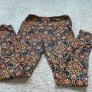 Lularoe leggings. Women’s. Regular size